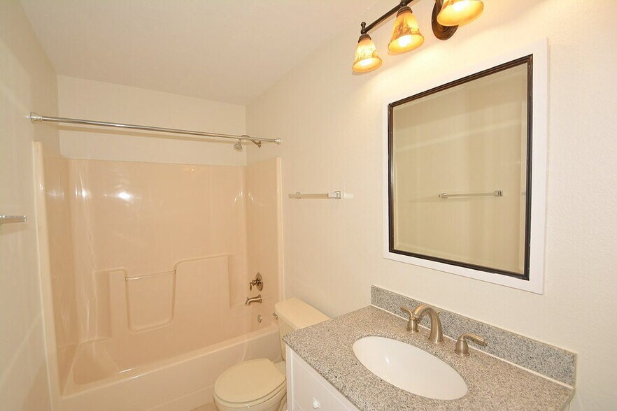 Building Photo - 7394 Tassel Ct