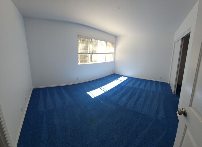 Building Photo - Fantastic home in the Arbors!