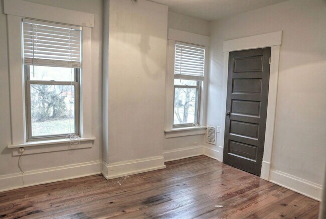 Building Photo - 72 Euclid Ave