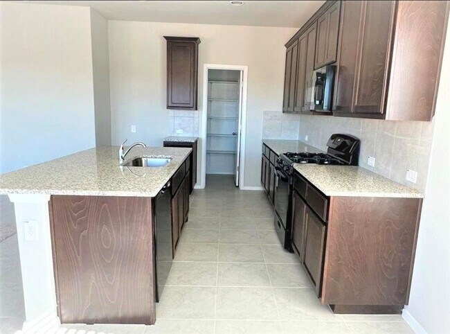 Building Photo - 2771 Winding Creek Rd