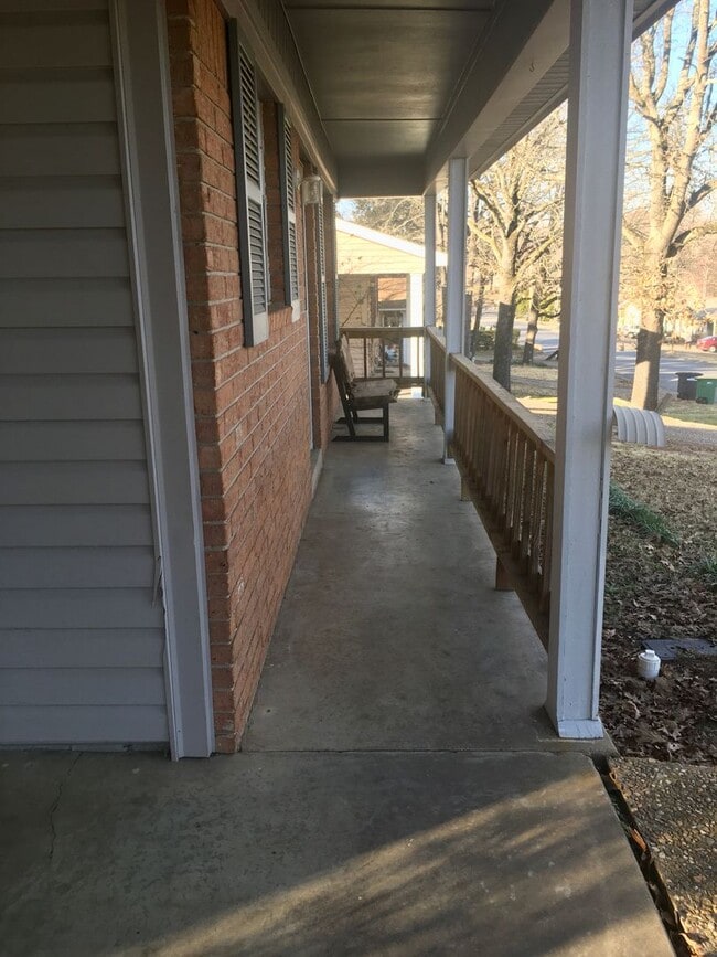Building Photo - Sherwood rental!