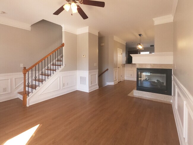 Building Photo - 213 16th St NW