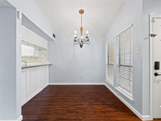 Building Photo - 3101 Townbluff Dr