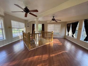 Building Photo - 809 Laurel Ln