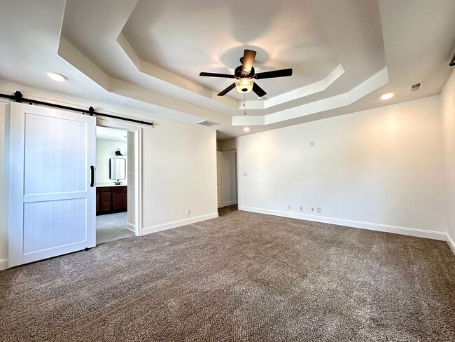 Building Photo - 1040 Harrison Way