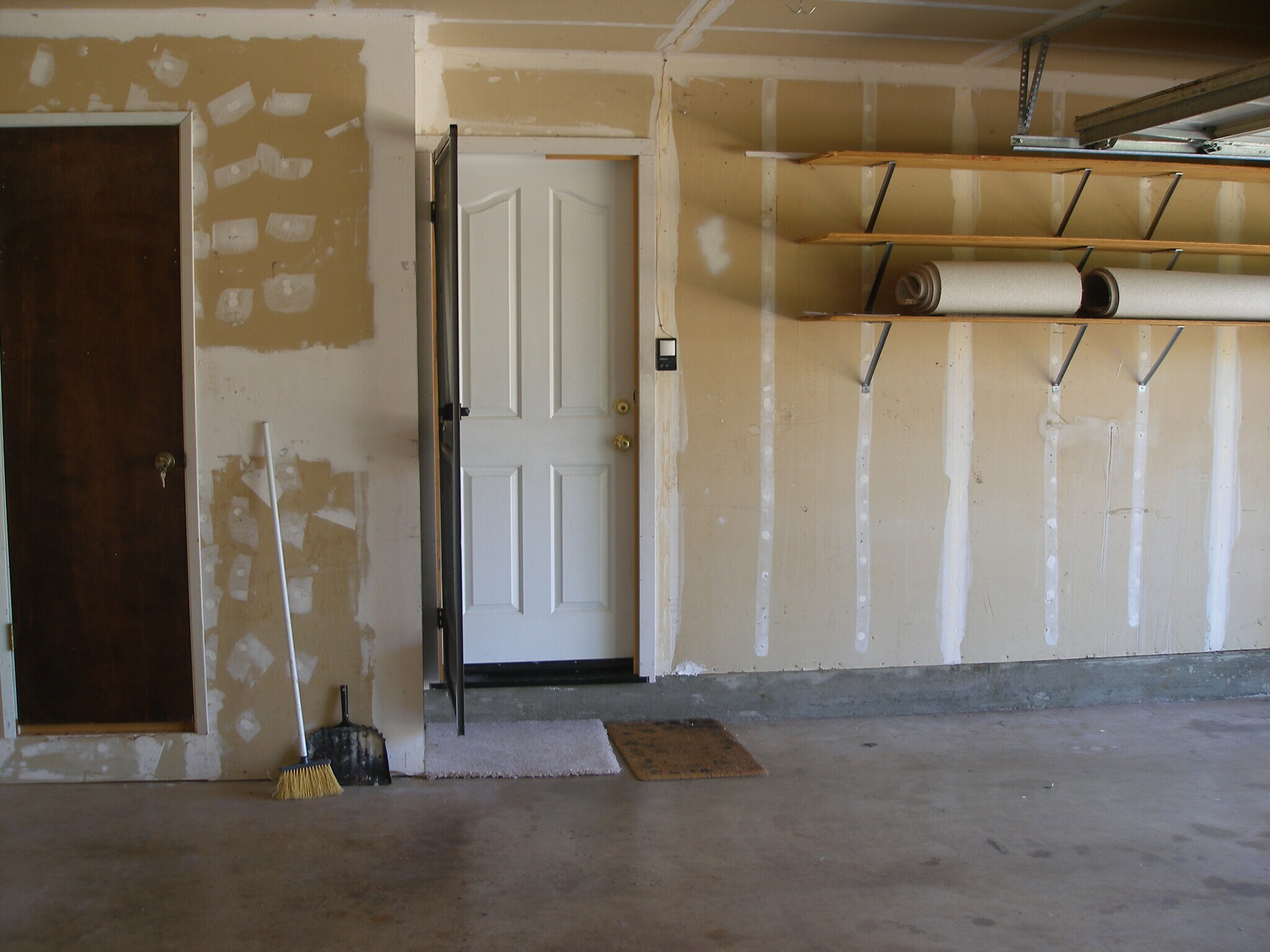 Building Photo - 3945 Travona St