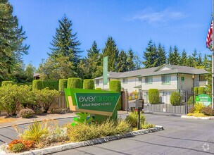 Building Photo - Evergreen Apartments