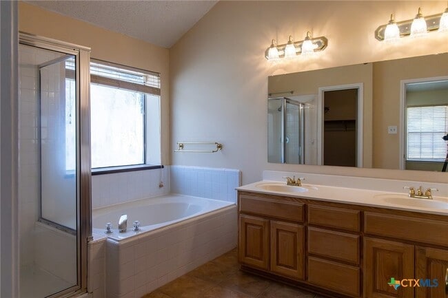 Building Photo - 2306 Wampum Dr