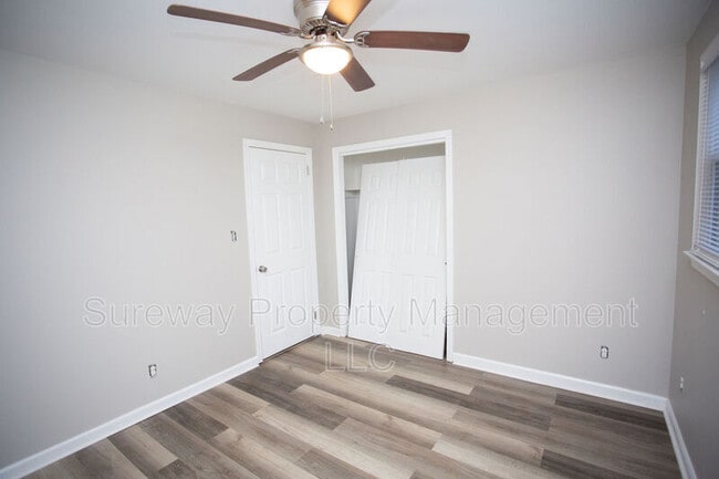 Building Photo - 19 Estate Rd