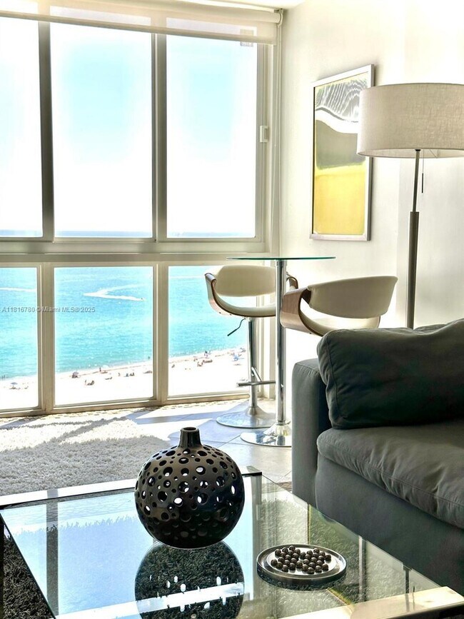 Building Photo - 5401 Collins Ave