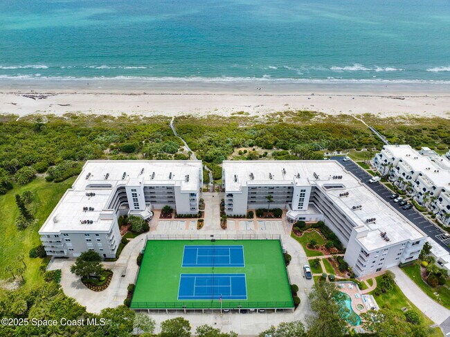 Building Photo - 8700 Ridgewood Ave