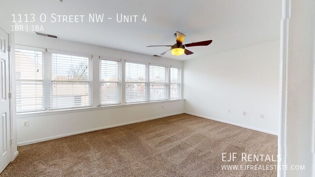 Building Photo - Large Logan Circle One Bedroom W/Private B...