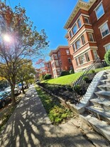 Building Photo - The Arthur Historic Apartments!