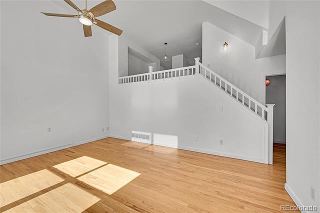 Building Photo - 3616 Oakwood Dr