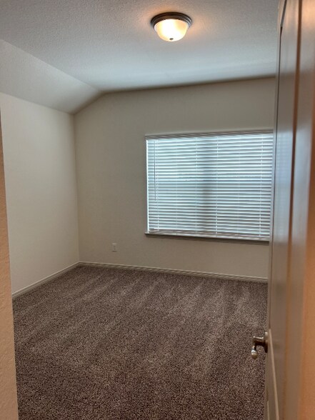 Building Photo - 13506 Tulipwood Nook