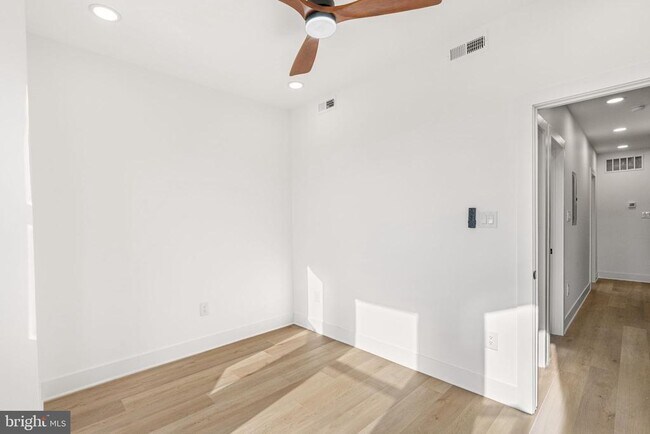 Building Photo - 4503 N 19th St