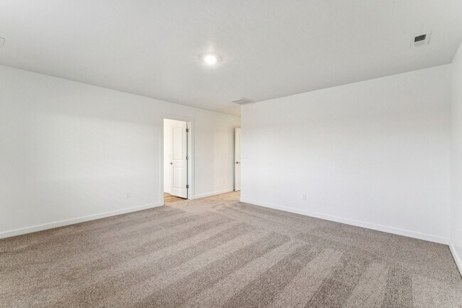 Building Photo - 8276 W Grey Alder Dr