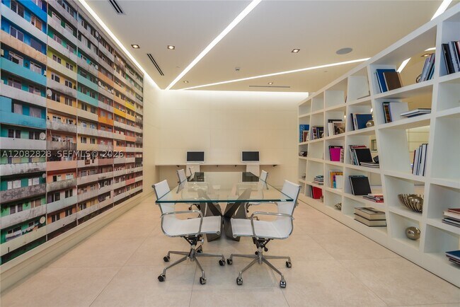 Building Photo - 4250 Biscayne Blvd