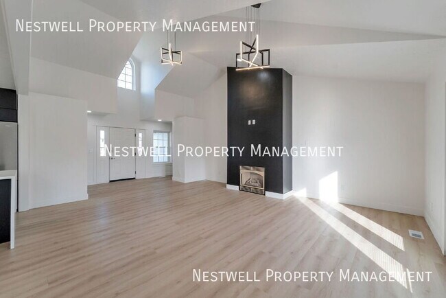 Building Photo - 353 Redberry Rd