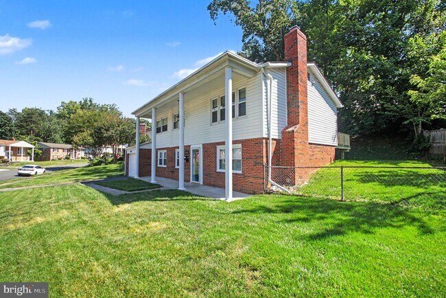 Building Photo - 4522 Glendale Rd