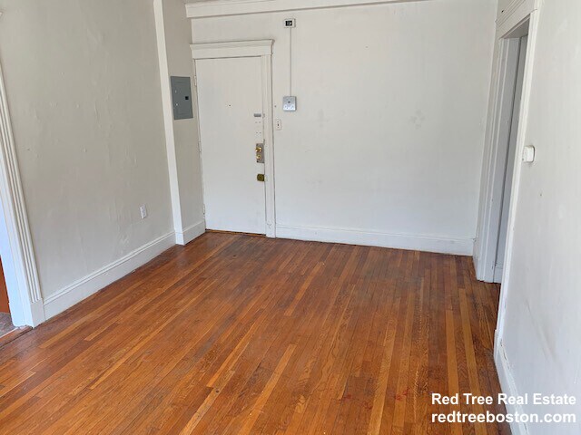 Building Photo - 231 Park Dr