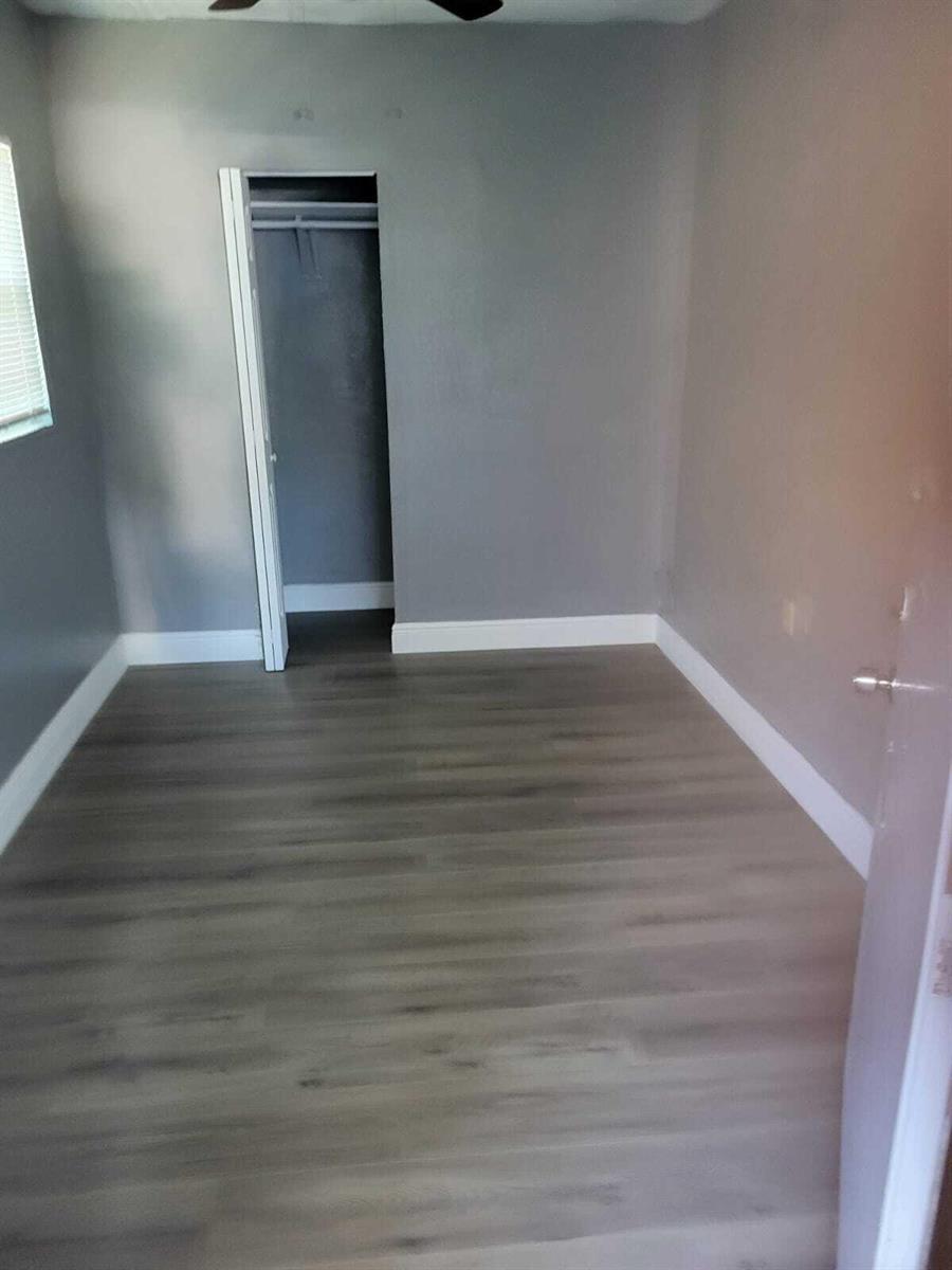 Building Photo - 720 47th St