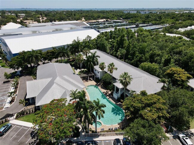 Building Photo - 3608 54th Dr W