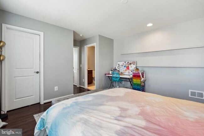 Building Photo - 22778 Trailing Rose Ct