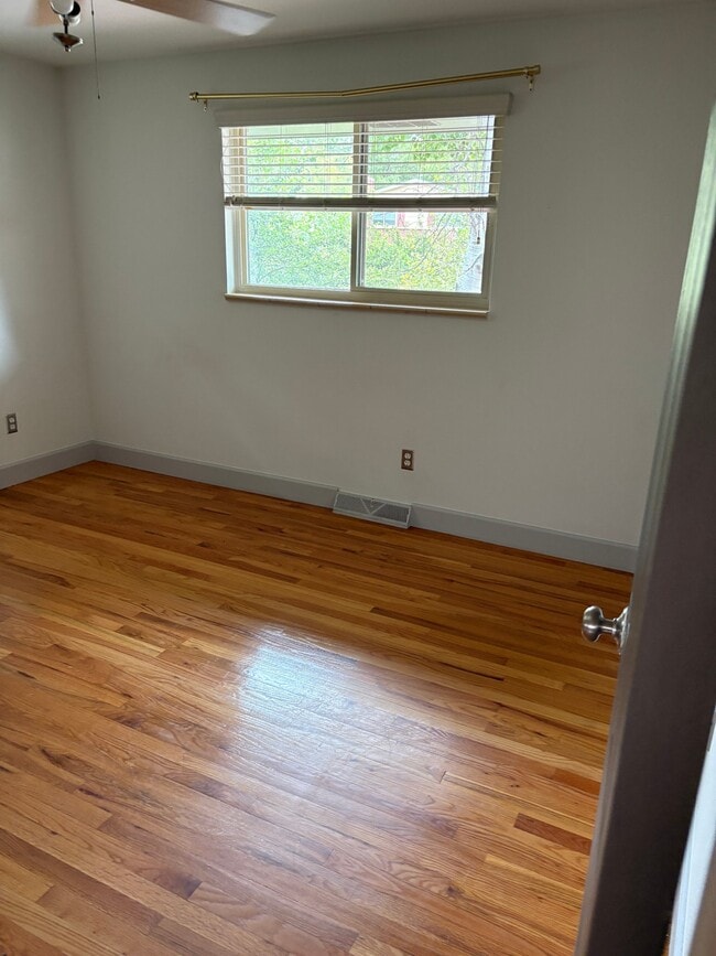 Building Photo - 3071 S Hobart Way
