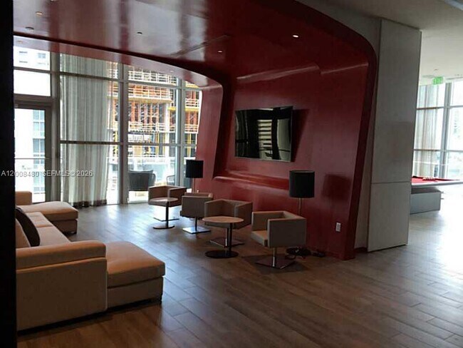 Building Photo - 1100 S Miami Ave