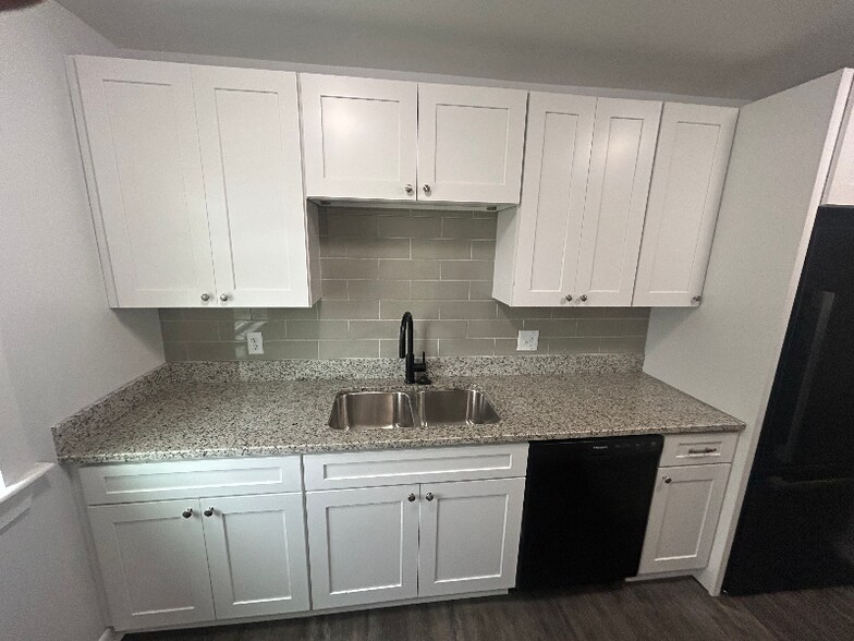 Building Photo - 407 Longleaf Rd