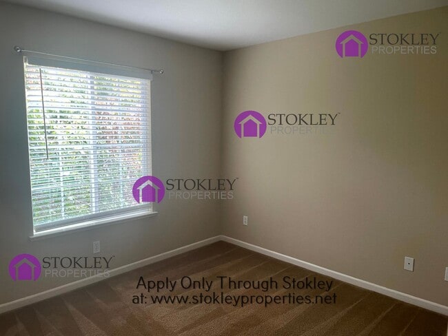 Building Photo - 1540 Silverleaf Ln