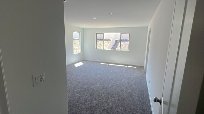 Building Photo - 21469 Thomas Ct
