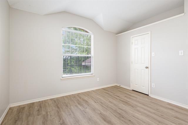 Building Photo - 2809 Ventanna Dr