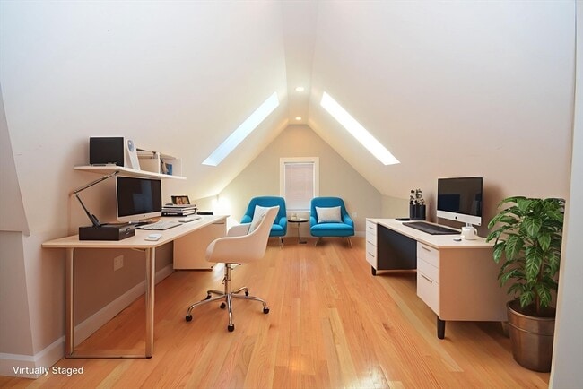 Building Photo - 18 Eaton Ave