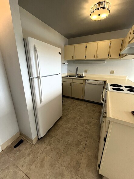 Kitchen - 3045 Ala Napuaa Pl