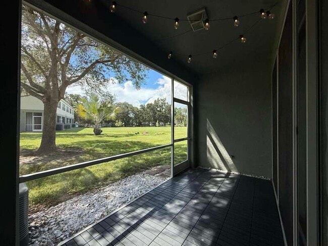 Building Photo - 2608 Chelsea Manor Blvd