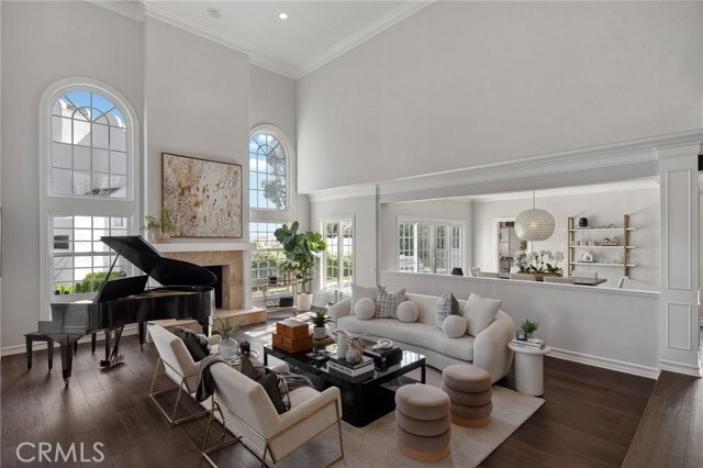 Building Photo - 5 Hillsborough