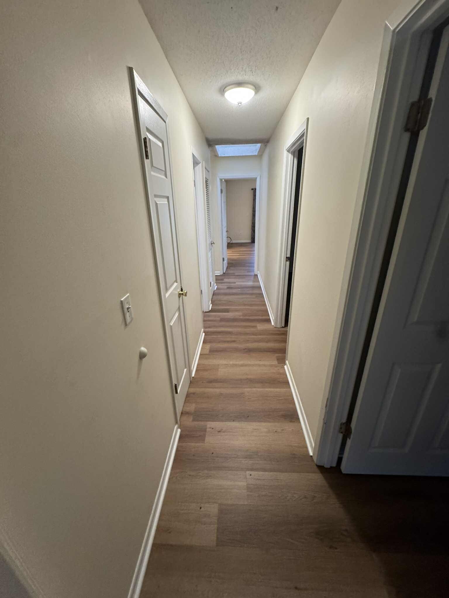 Building Photo - 123 Raintree Blvd