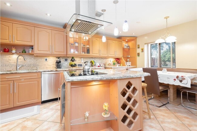 Building Photo - 17360 NW 69th Ct