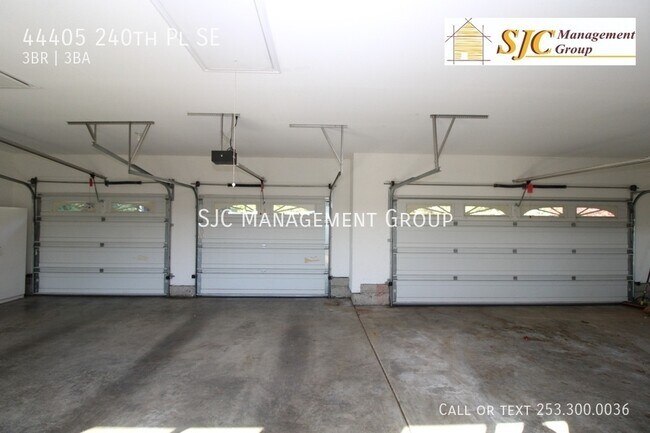 Building Photo - 44405 240th Pl SE