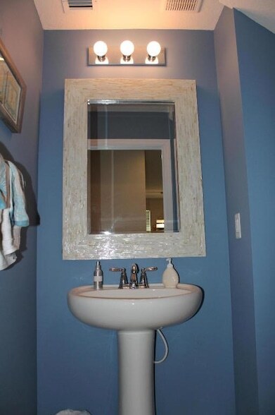 Building Photo - 149 Gramercy Square Dr