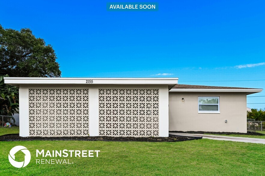 Primary Photo - 2155 Tropic Ave