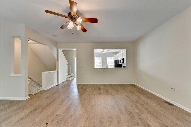 Building Photo - 2026 Merrimont Way