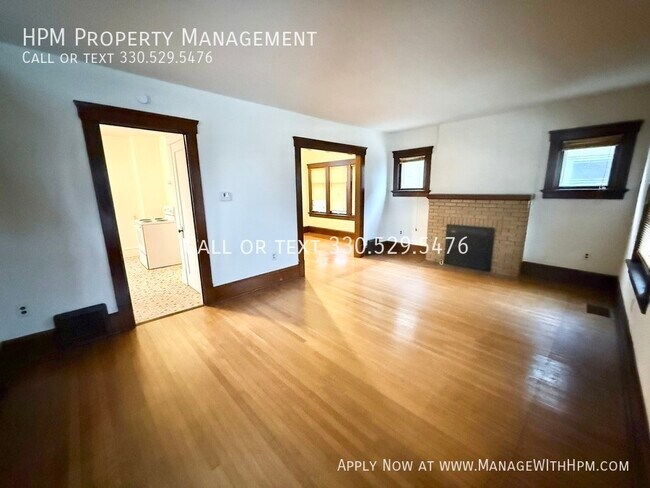 Building Photo - 1208 19th St NW