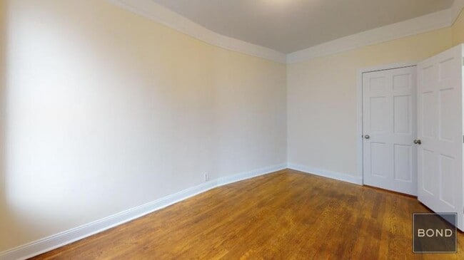 Building Photo - 2 bedroom in NEW YORK NY 10014
