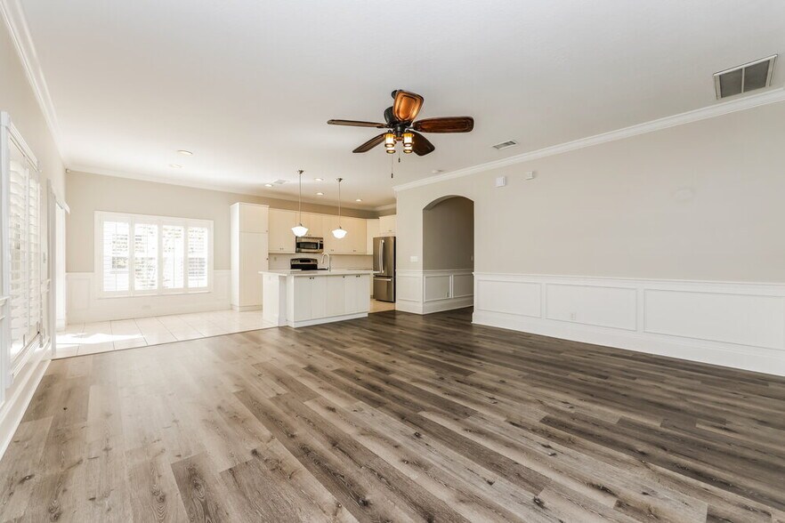 Building Photo - 18863 Maisons Dr