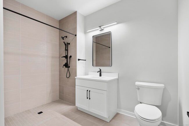 Building Photo - 9 John St