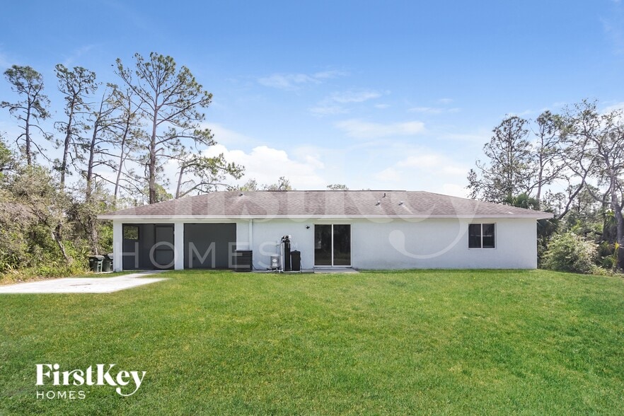 Building Photo - 5473 Wagon Wheel Dr