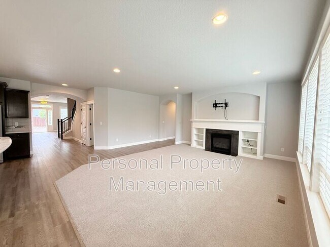 Building Photo - 5604 NE 133rd St